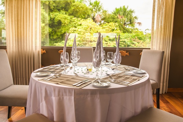 Avalon Waterways Delfin III Dining Room2.jpg